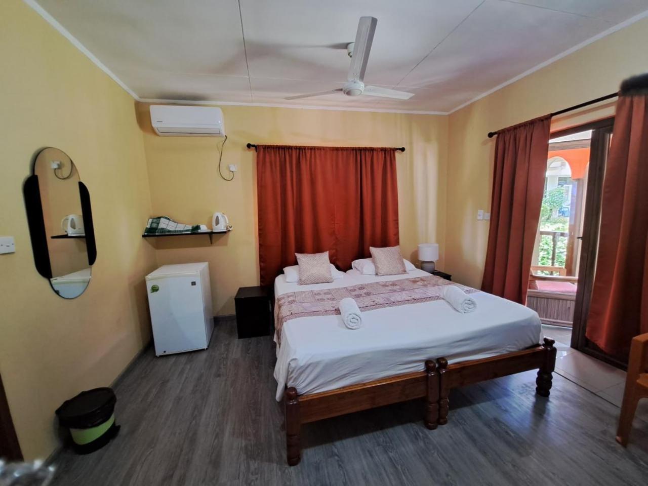 Georgina'S Cottage Beau Vallon  Exterior foto